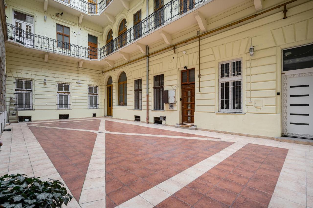 Zensen Nest Apartment Budapest Exterior photo